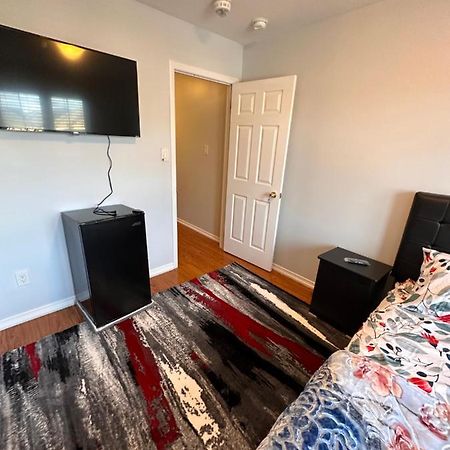 Cmoney Beautiful Home 2 ブランプトン エクステリア 写真