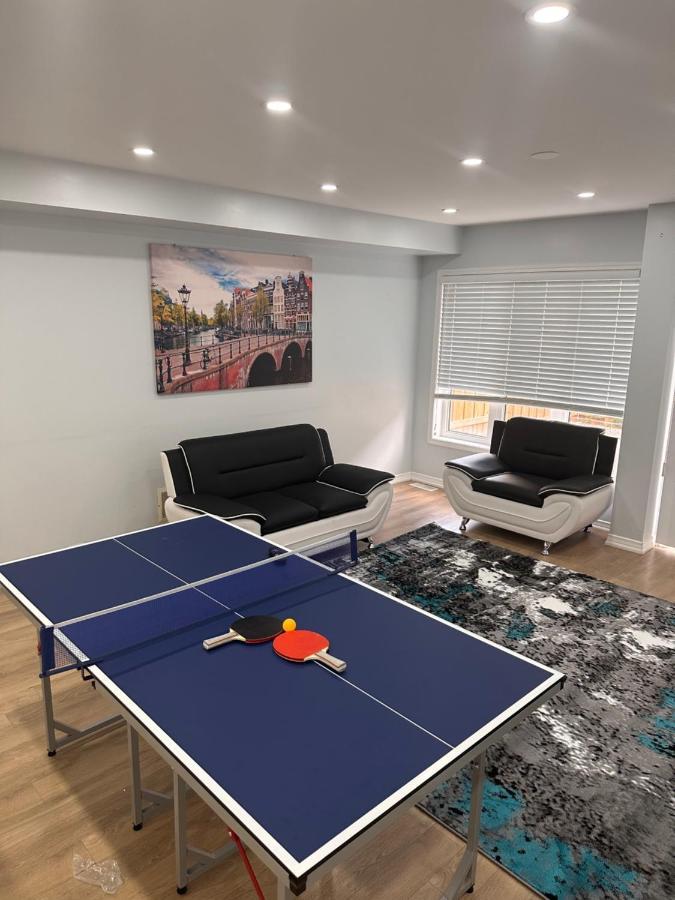Cmoney Beautiful Home 2 ブランプトン エクステリア 写真
